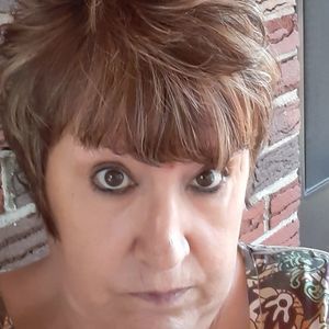 Meet your Posher, Joann reed